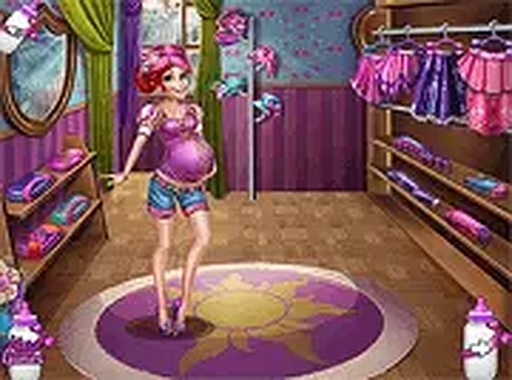 Royal Maternity Runway Stylist